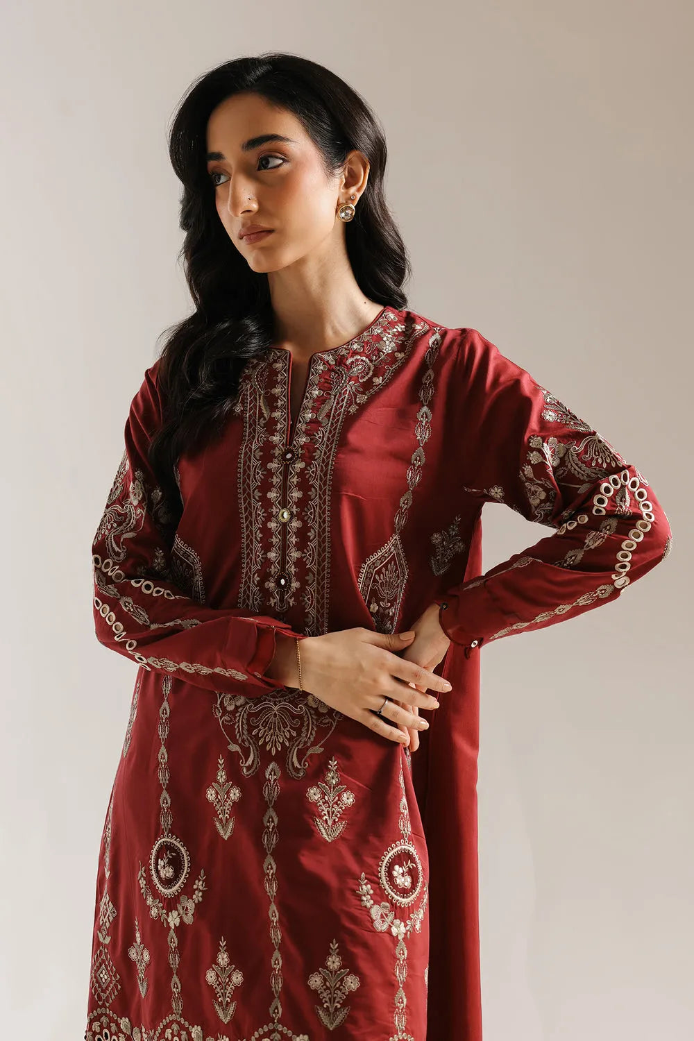 ETHNC ROZANA COLLECTION SS '26 DROP I hover