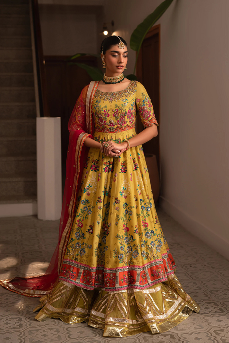 AMMARA KHAN RONAQ'25- Mehndi Charm Peshwas (D-04)