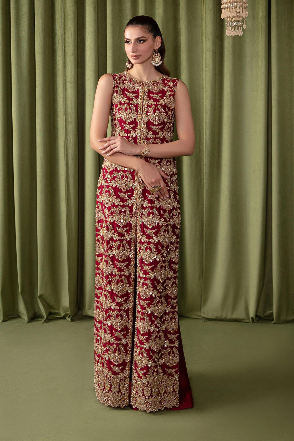 ELARA LUXURY PRET'24- RUBY