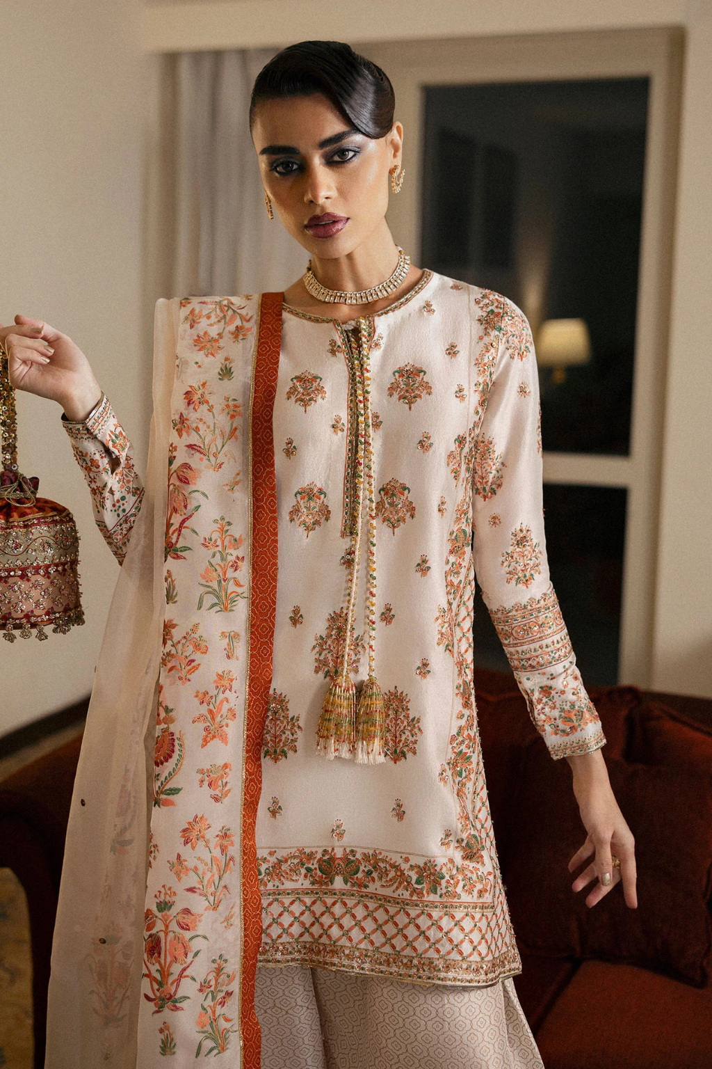 HUSSAIN REHAR BASIC NOT BASIC V- LIVID - second image