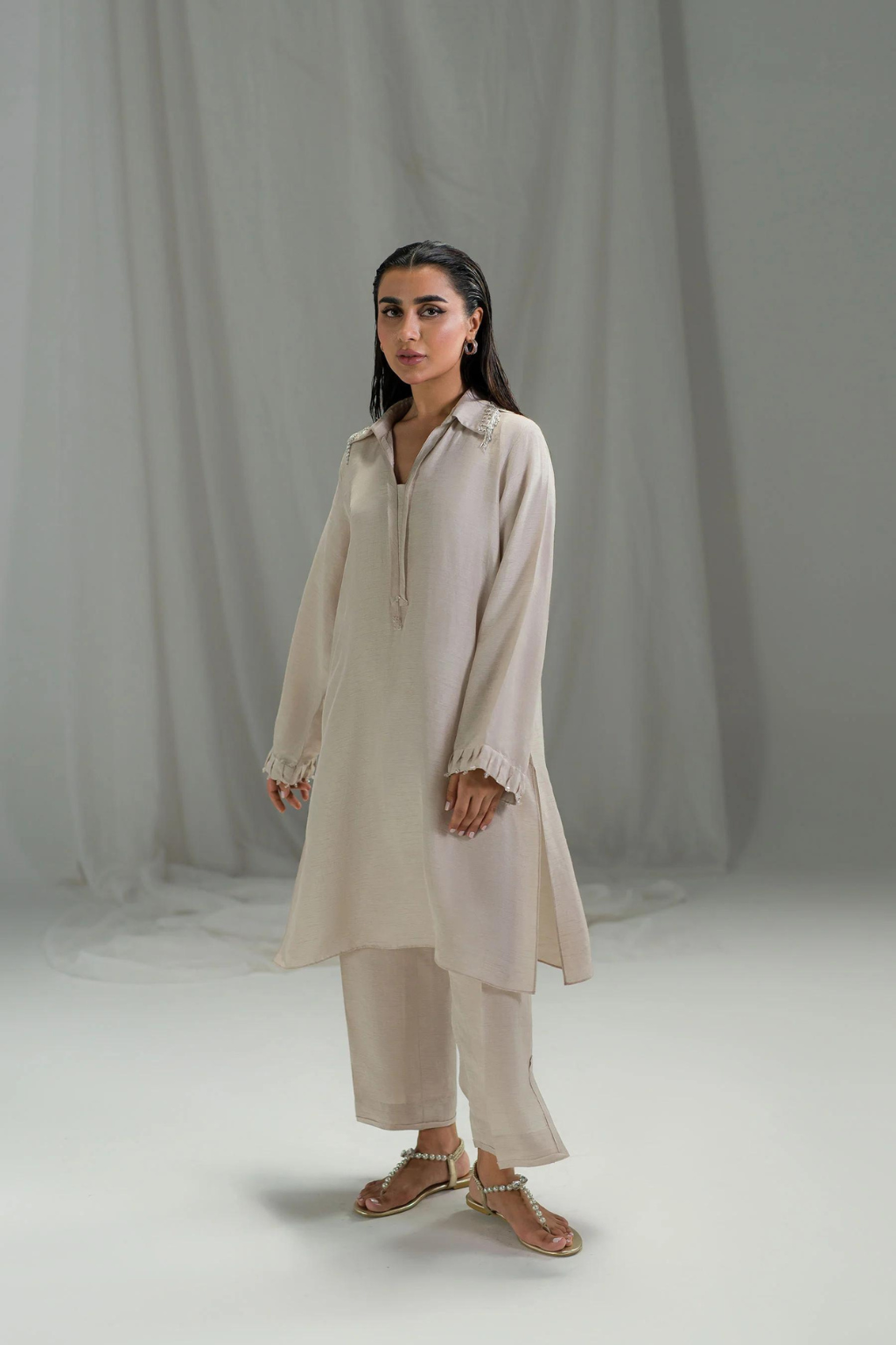 AMMARA KHAN SETA'24- STATEMENT COLLAR CO-ORD SET (D-02)