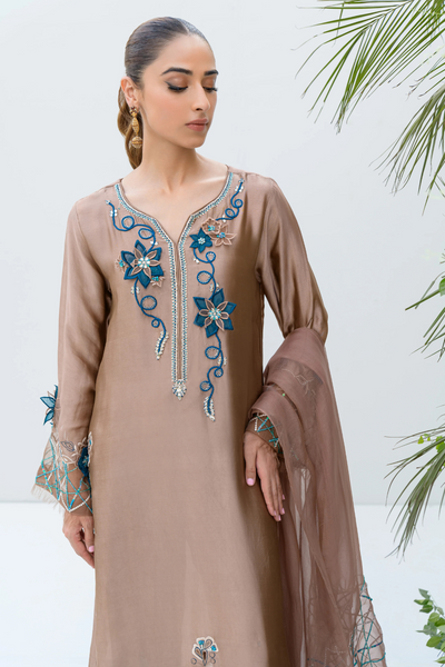 FREYA- CHESTNUT (3PC)