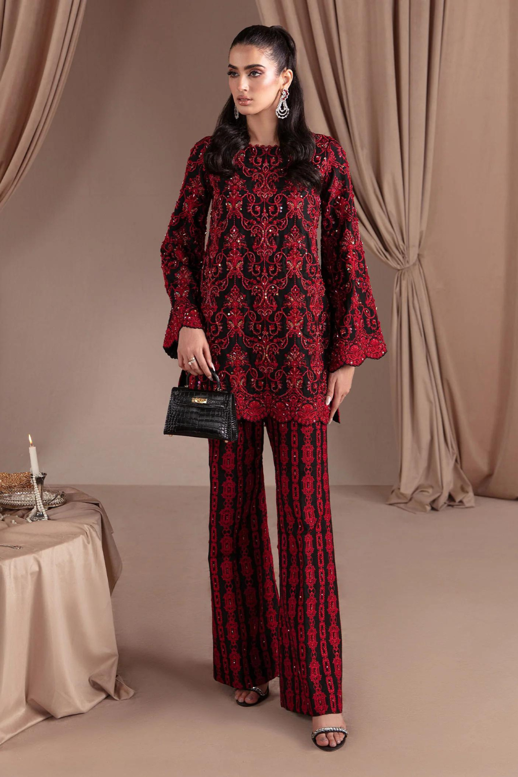 ELARA LUXURY PRET'24- ALLURE