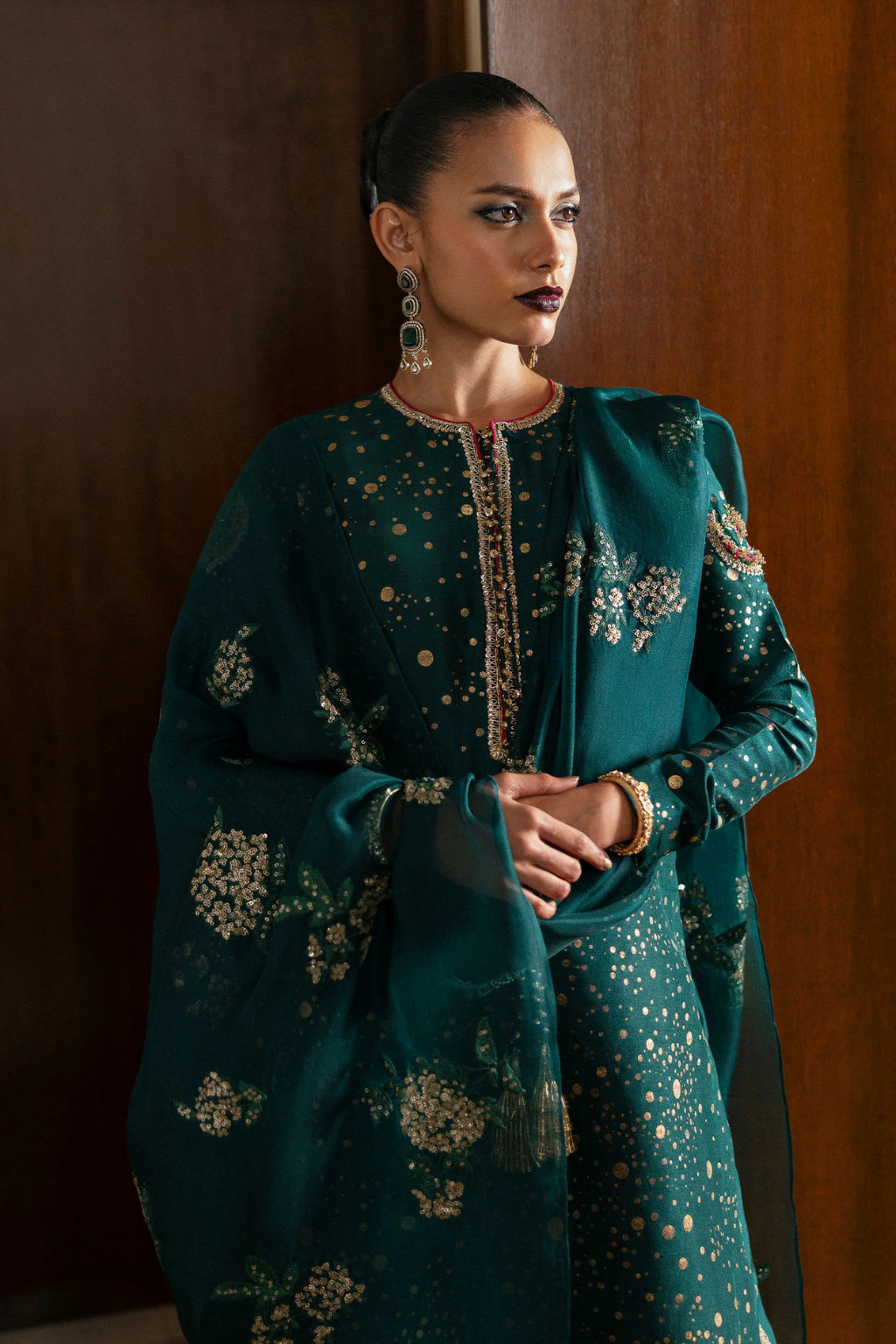 HUSSAIN REHAR BASIC NOT BASIC V- VERDURE - second image