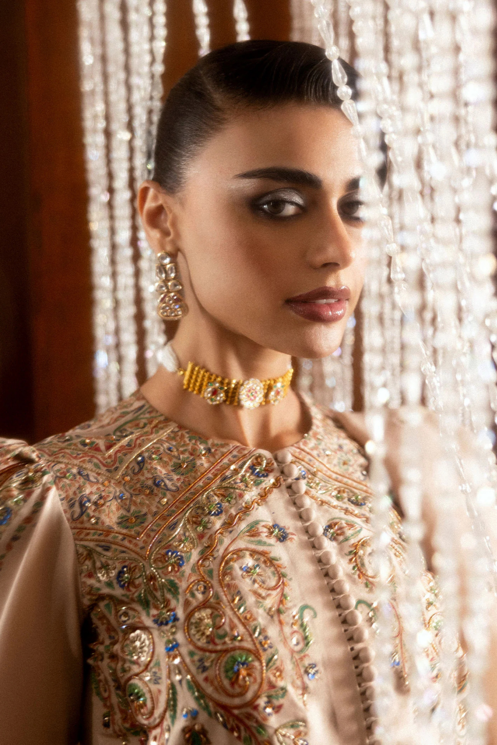 HUSSAIN REHAR BASIC NOT BASIC V- BUFF - second image