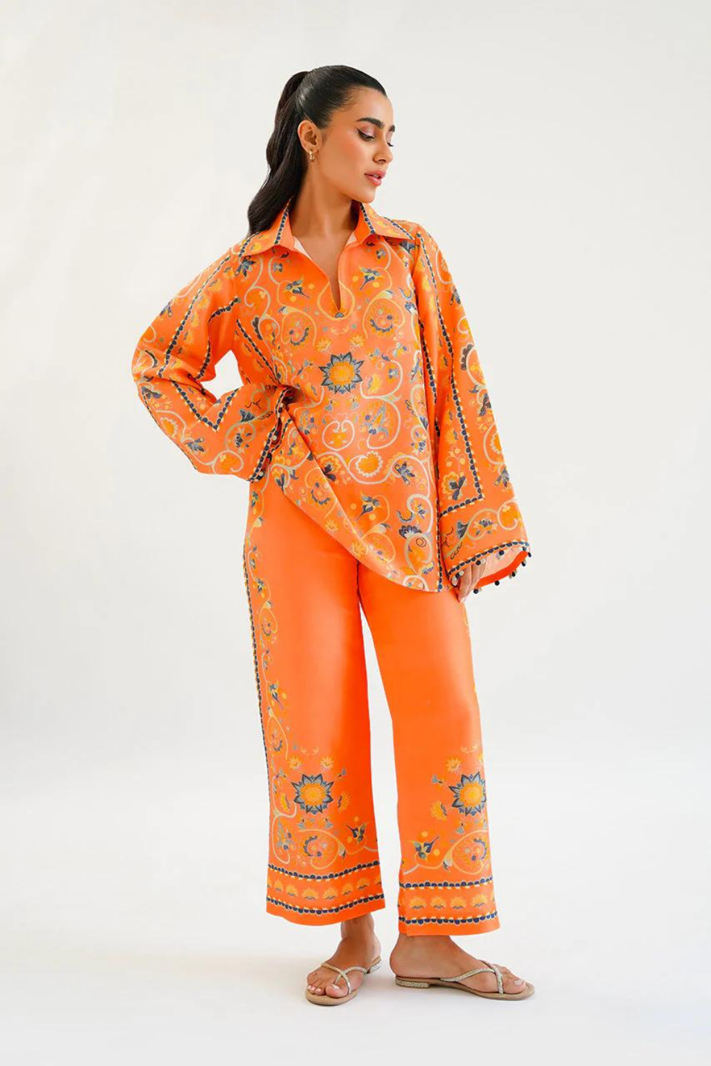 LEAH'24- EMNA (2PC) - second image