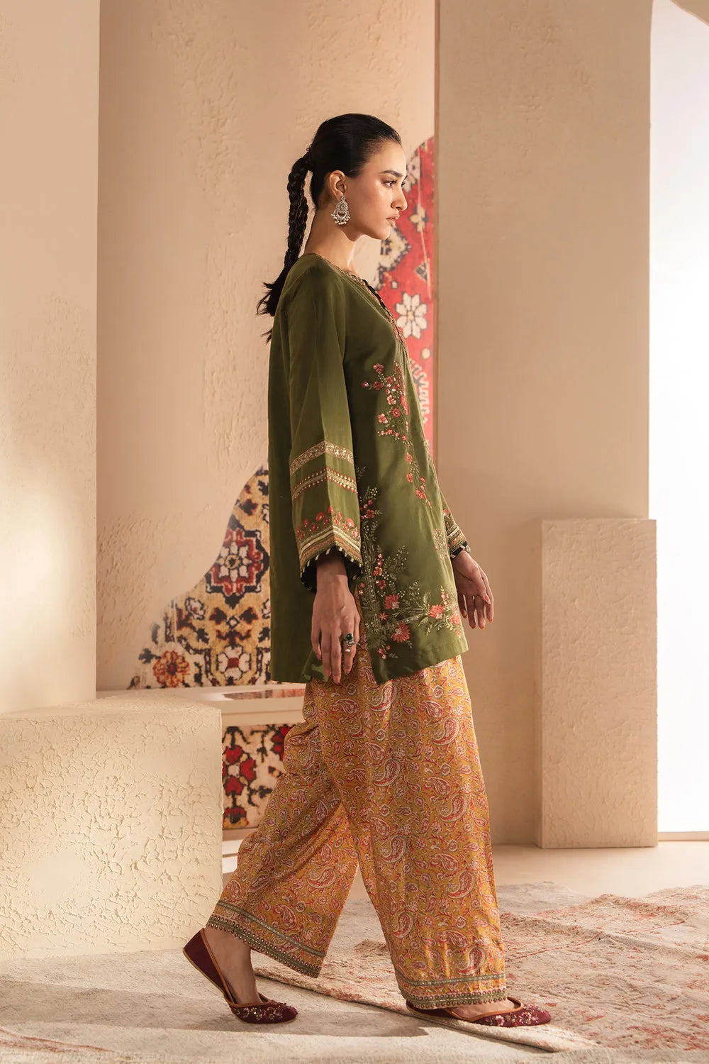 Rozana Collection SS '26 Drop I - Embroidered Suit | E4243/103/120 - second image
