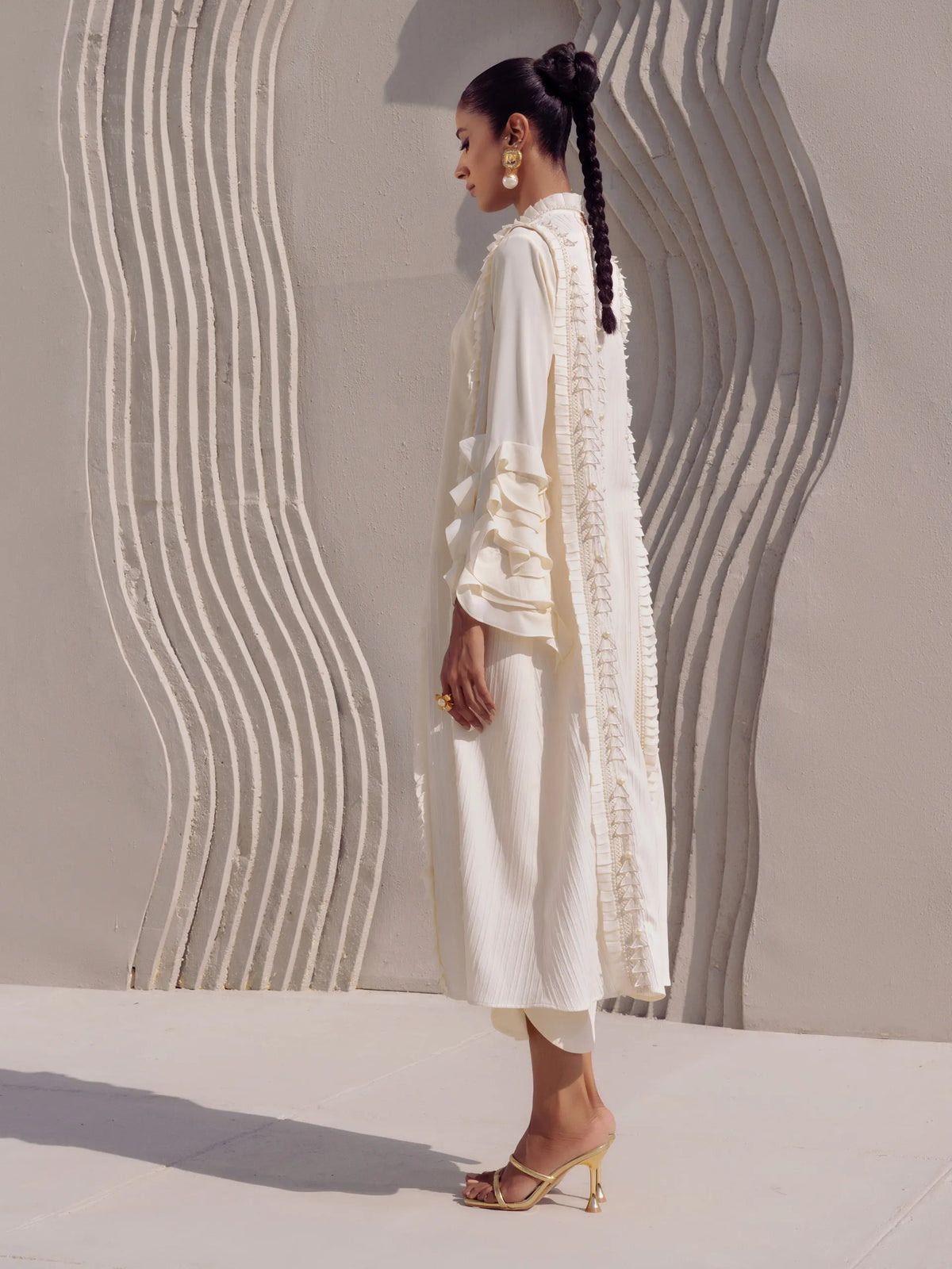 Iqa
Cove'25 - Esmee – Ivory - second image