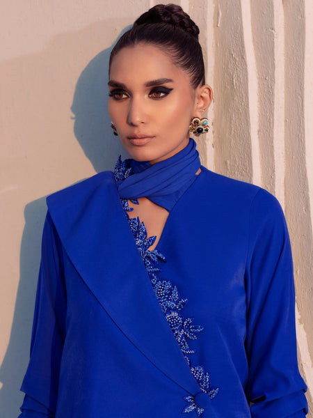 Iqa
Cove'25 - Aurora – Ink Blue