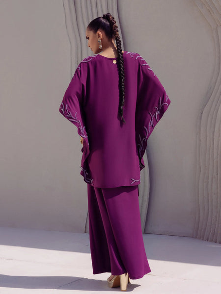 Iqa
Cove'25 - Iris – Plum