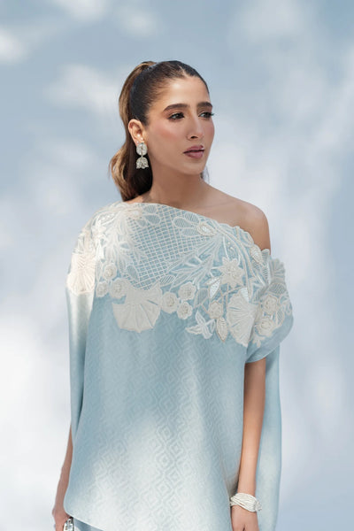 Sef
Gul Luxury Pret '25- The Laleh Off Shoulder With Box Pants