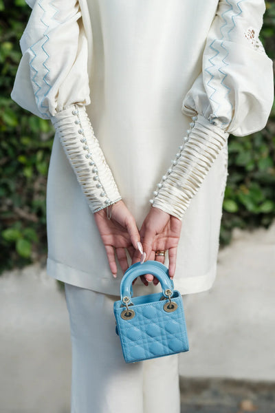 Sef
Gul Luxury Pret '25- The Amaani Set