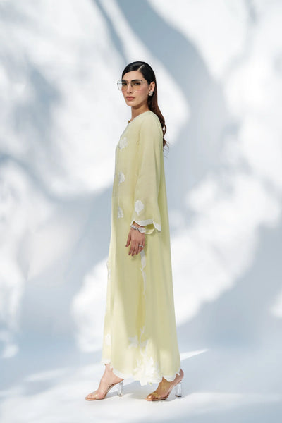 Sef
Gul Luxury Pret '25- The Lina Kaftan