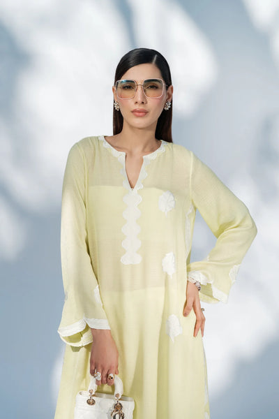 Sef
Gul Luxury Pret '25- The Lina Kaftan
