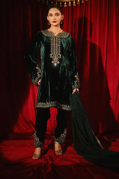 So Hot - Luxury Velvets '25 - Taliah