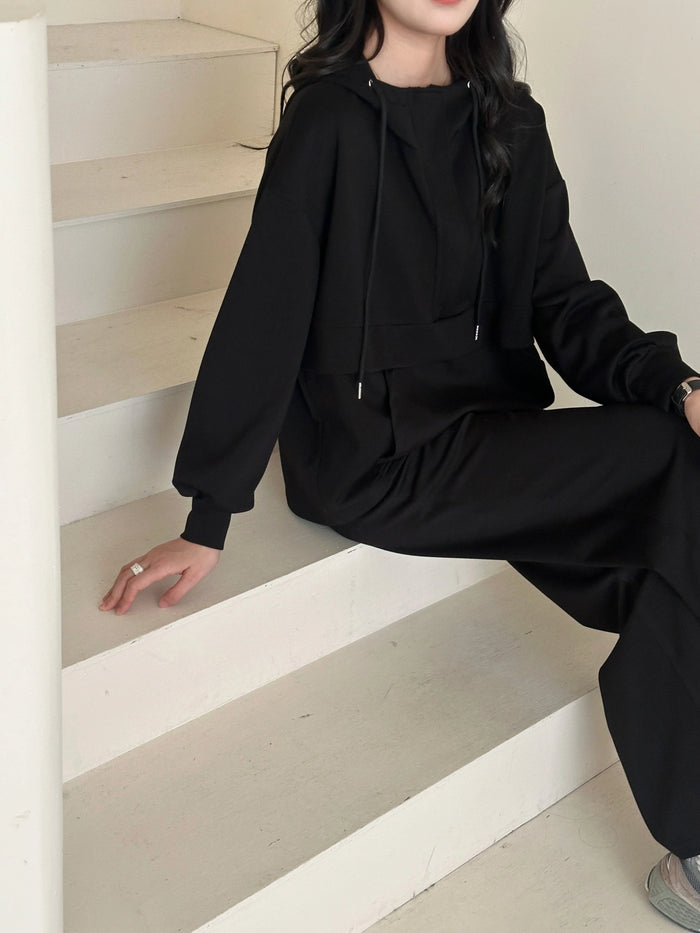 New In '25 - Vigo Modal Suit - second image