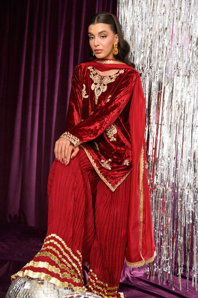 Mara Velvet Luxe '25 - Cranberry