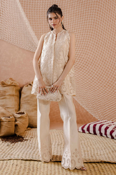 Latte Lace '25 - Alayra