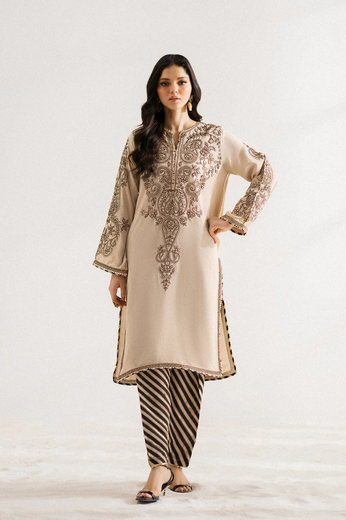 Boutique '25 - EMBROIDERED SUIT - E0781/104/226