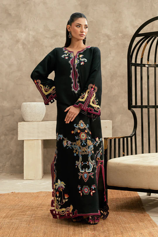 Luxus Luxury Pret '25 by sunnia manahil