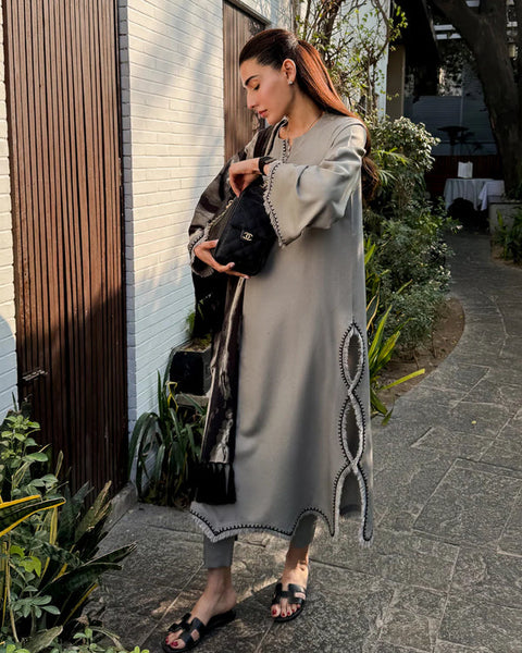 Embroided Thread Set | LIRA