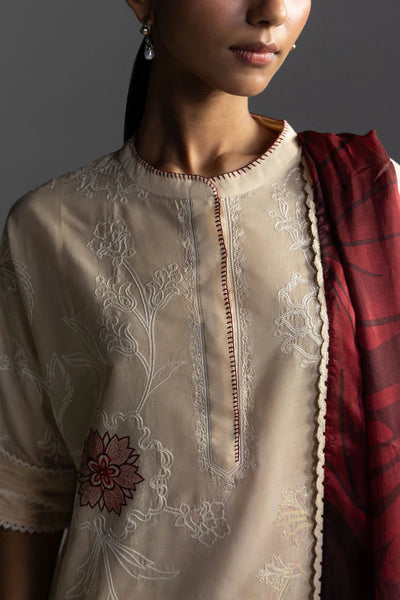 Lawn Edit 1 '26 - Isla-4a