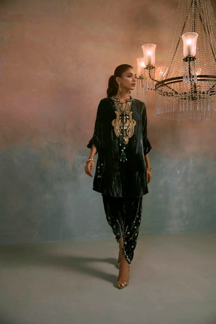 Velvet '25 - Stormy Grey - second image