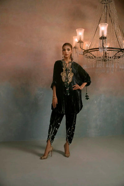 Velvet '25 - Stormy Grey