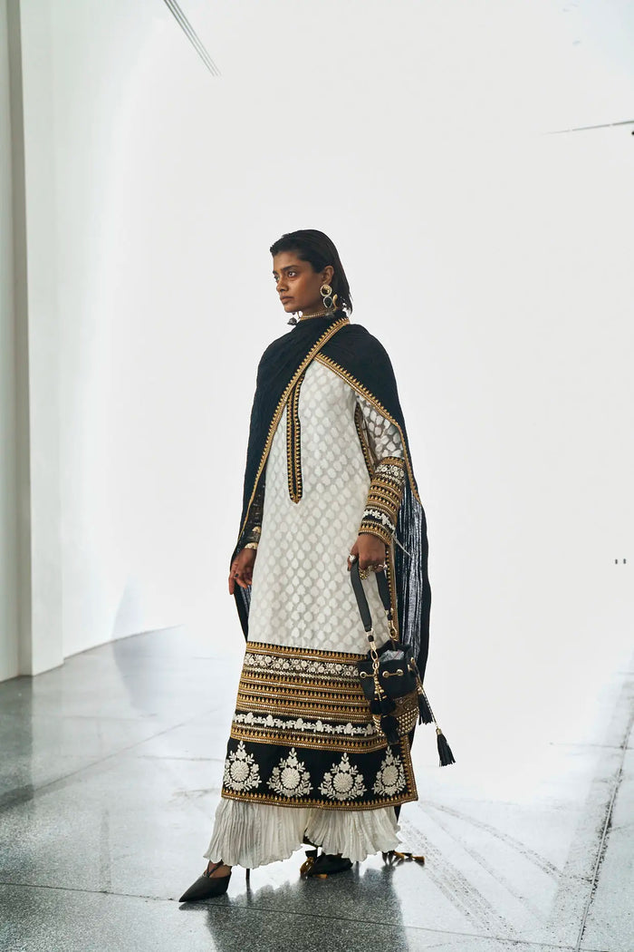 New Drop '25 - DW-07