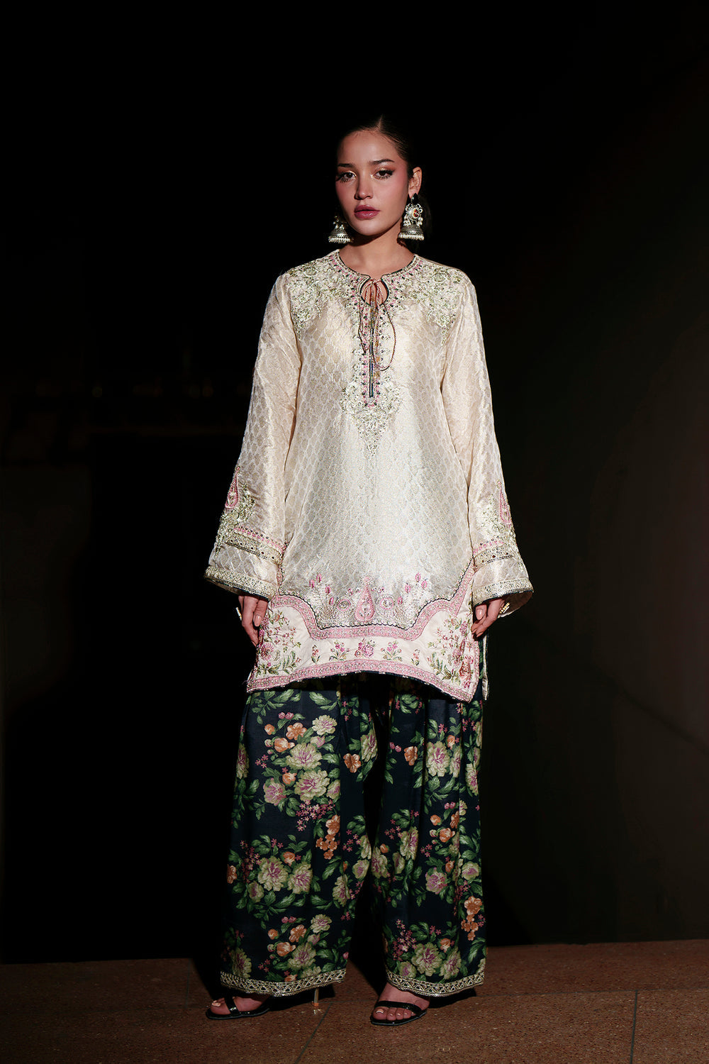 Boutique SS Drop I '26 - Embroidered Suit | E1014/104/002