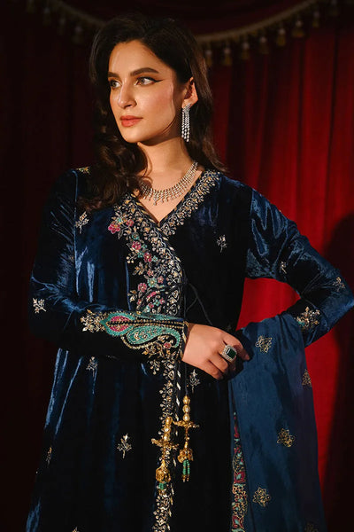 So Hot - Luxury Velvets '25 - Farah