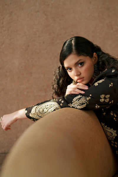 Boutique SS Drop I '26 - Embroidered Suit | E1043/104/902