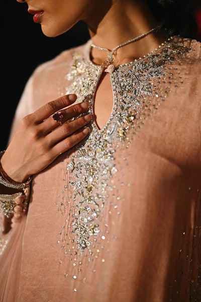 So Hot - Luxury Velvets '25 - Nooreh