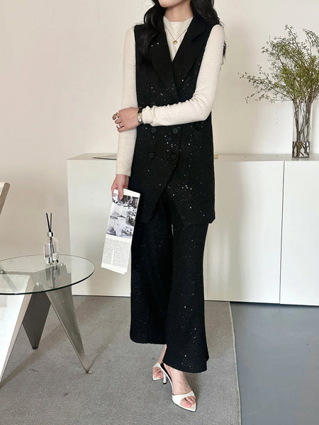 New In '25 - Fifi Sleeveless Tweed Suit