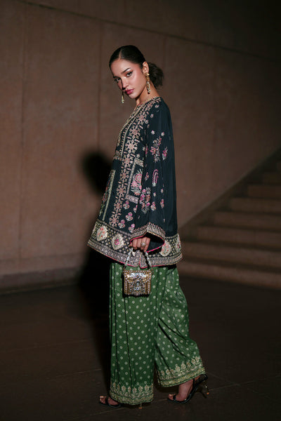 Boutique SS Drop I '26 - Embroidered Suit | E1021/104/902