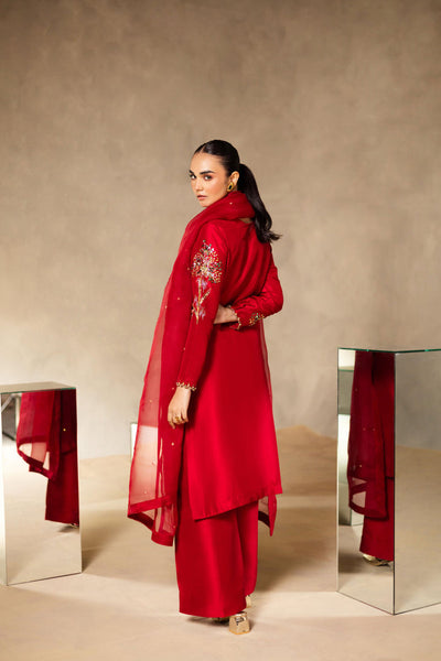 Sajni
Luxury Formal '25 - Madonna