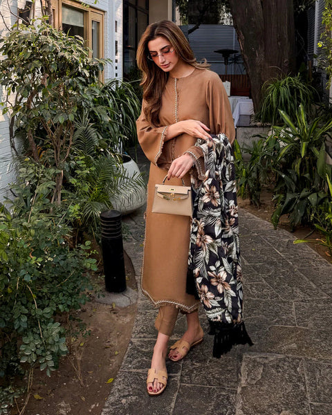 Taupe Embroided Thread Set | LIRA