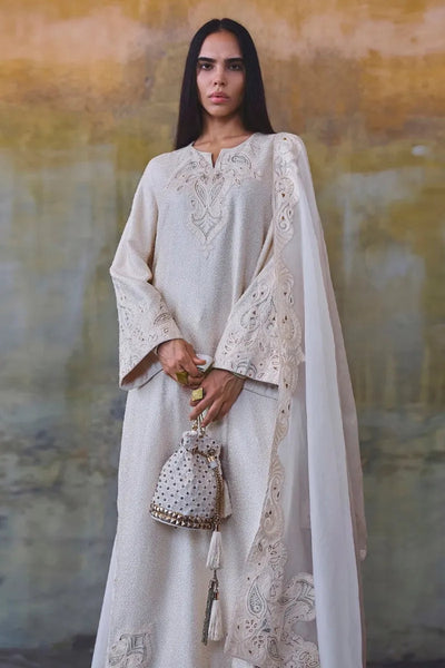 Diffusion '26 -ivory Thread And Zari Embroidered Kurta Set
