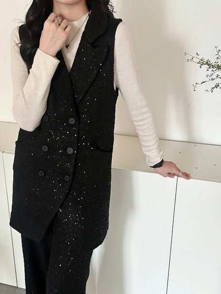 New In '25 - Fifi Sleeveless Tweed Suit