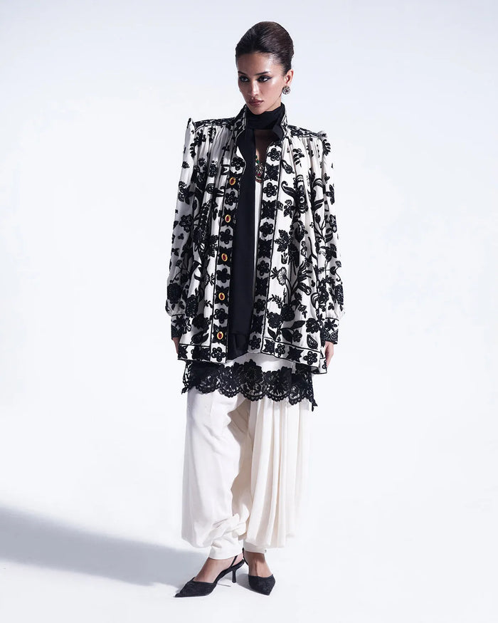 Spring Summer '26 - Noir Blanc