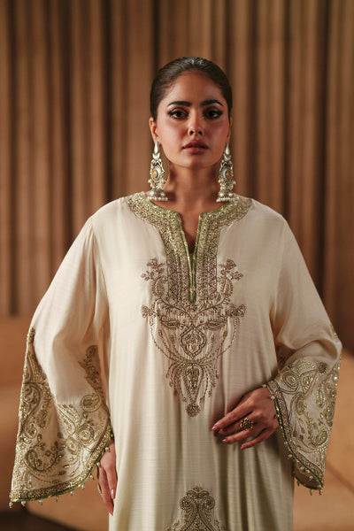 Boutique SS Drop I '26 - Embroidered Suit | E1023/104/002