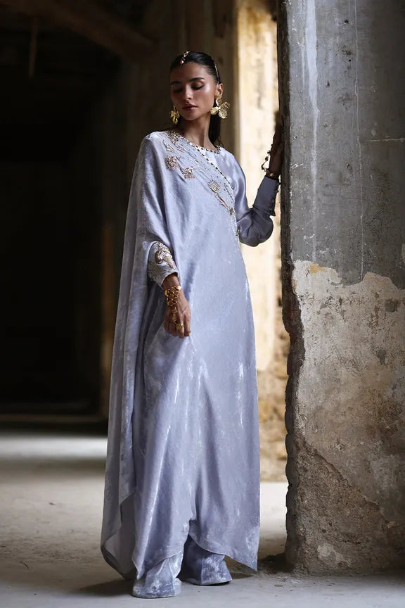 Velvet Luxe Edition F/W '25 - Viro