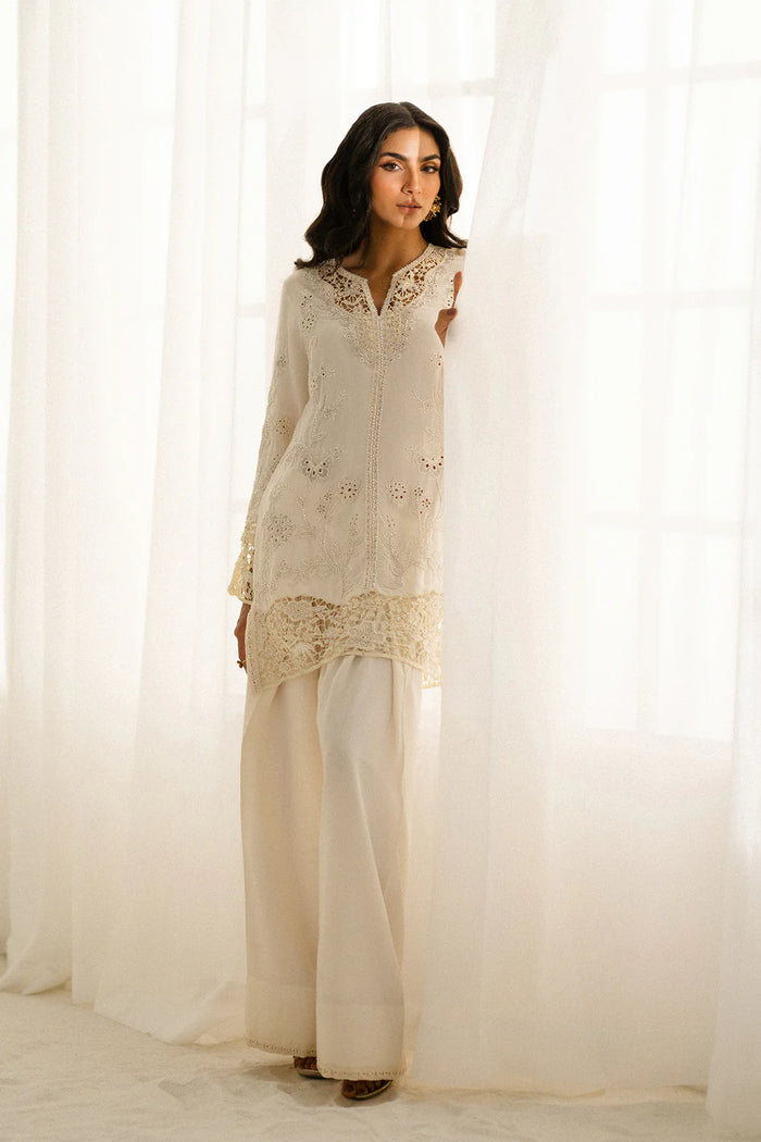 Boutique '25 - EMBROIDERED SUIT - E0777/104/002