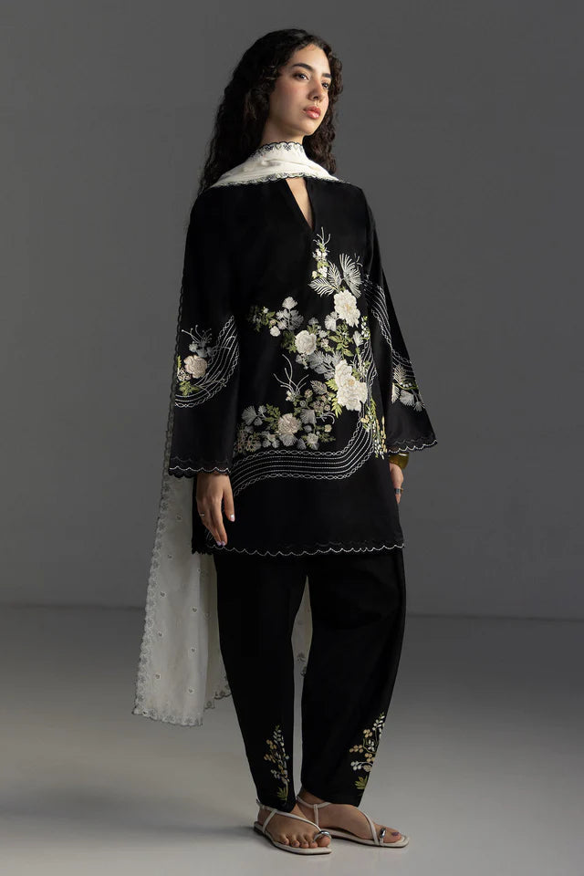 Lawn Edit 1 '26 - Evia-9a - second image