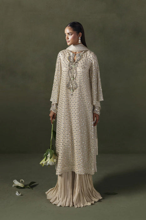 Solenne '25 - Mirror Bloom (D-10)