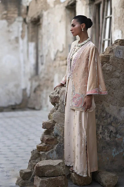 Velvet Luxe Edition F/W '25 - Arya