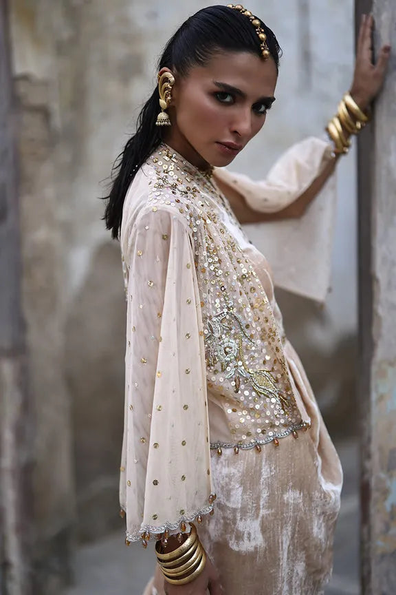 Velvet Luxe Edition F/W '25 - Sira - second image