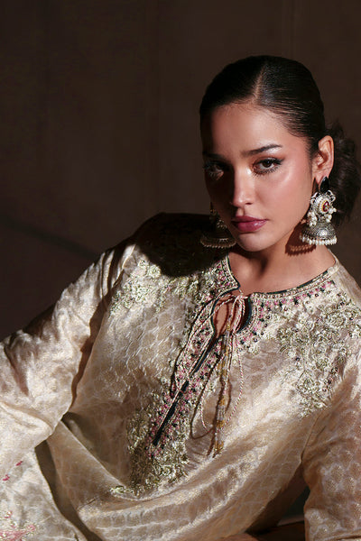 Boutique SS Drop I '26 - Embroidered Suit | E1014/104/002