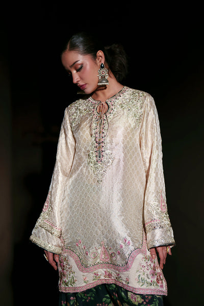 Boutique SS Drop I '26 - Embroidered Suit | E1014/104/002