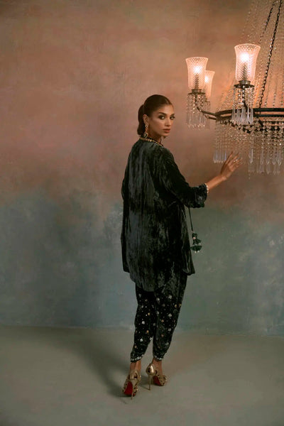 Velvet '25 - Stormy Grey